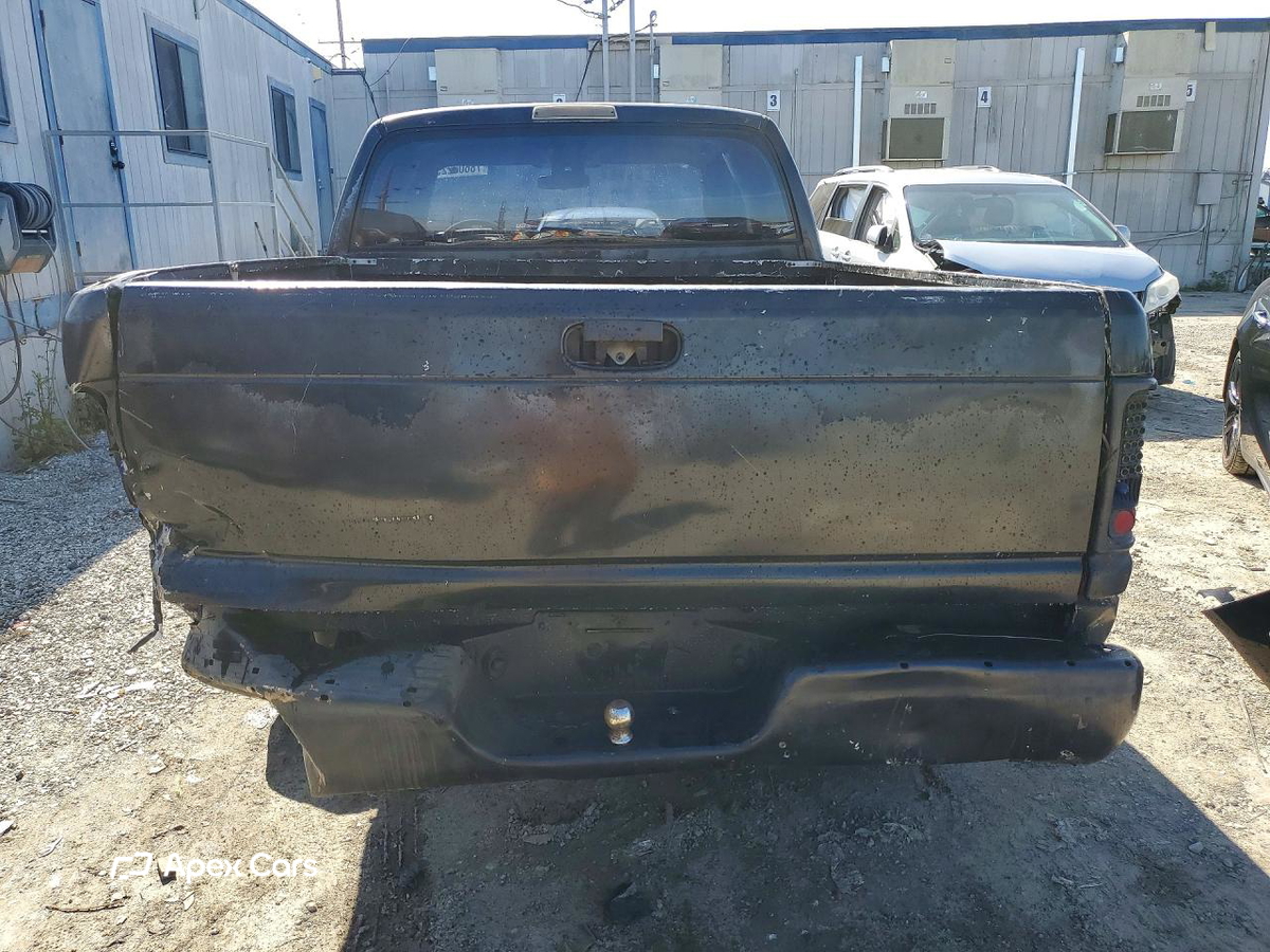 Dodge RAM 2000