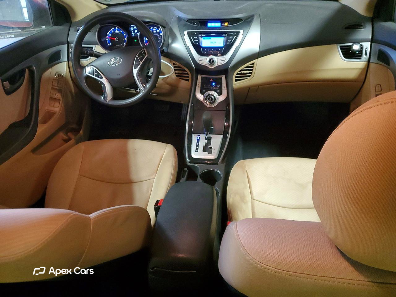 Hyundai Elantra 2012