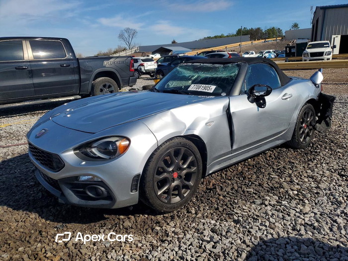 2019 Fiat 124 Spider - Image 1 of 5