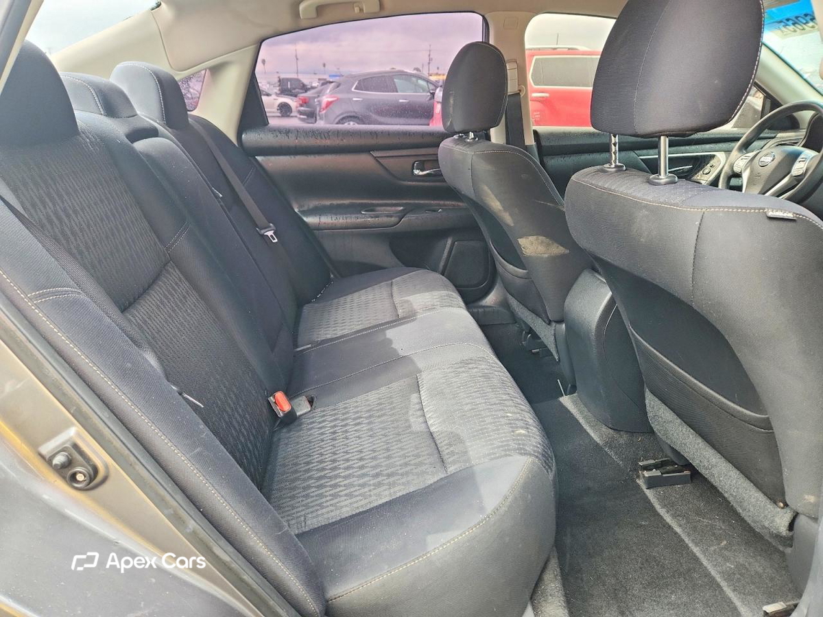 Nissan Altima 2016