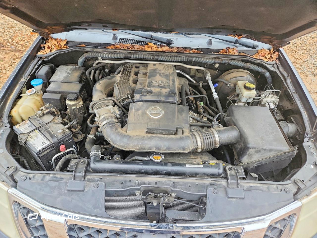 Nissan Pathfinder 2011