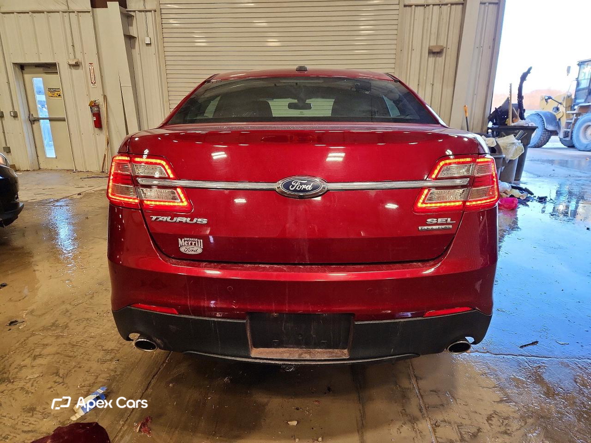 Ford Taurus 2017