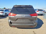 Toyota Sienna 2011