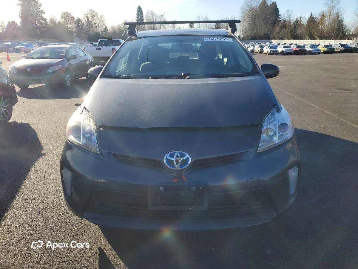 Toyota Prius 2012