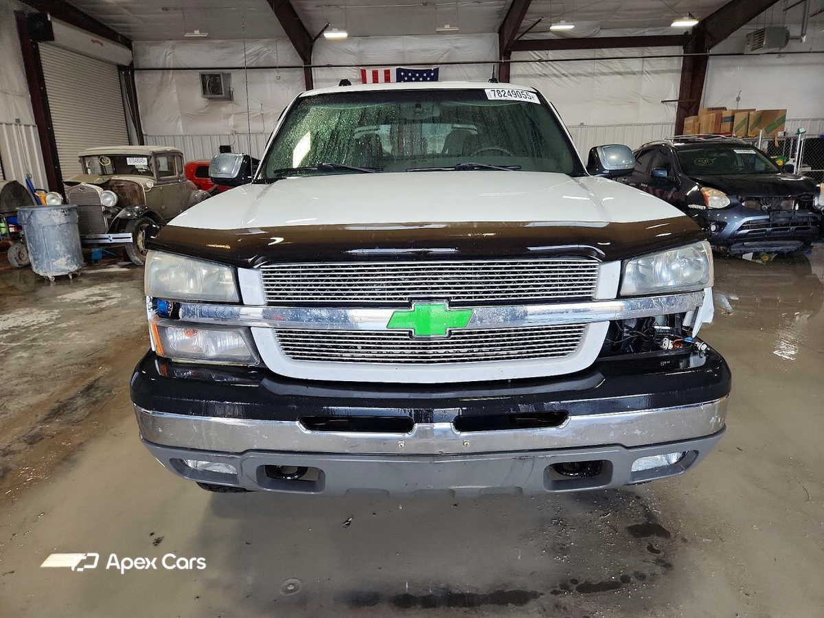 Chevrolet Avalanche 2004