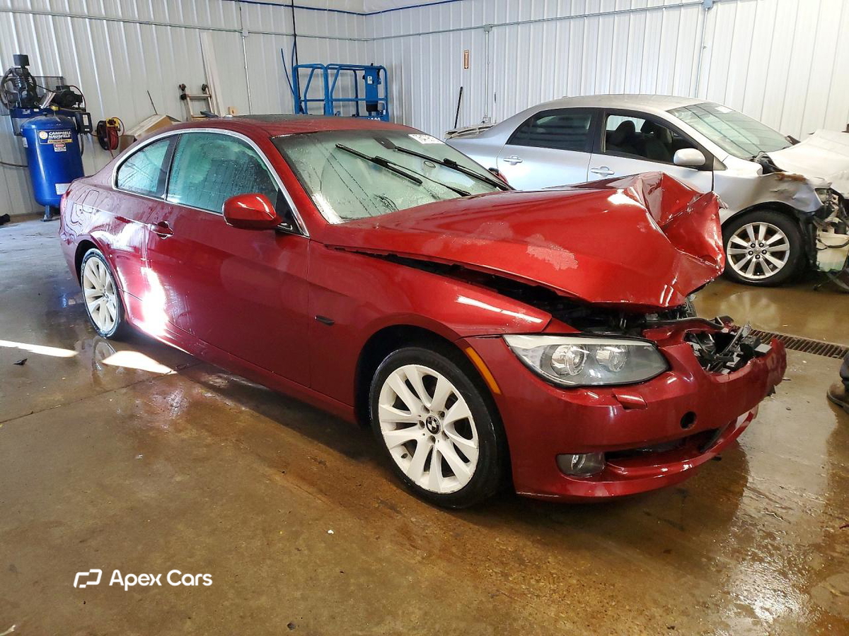 BMW Series 3 2011