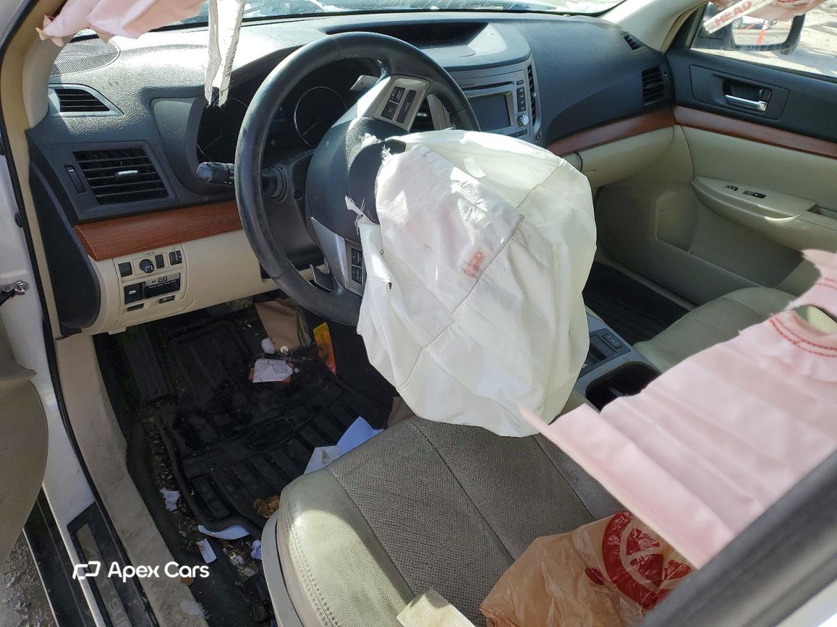 Subaru Outback 2014