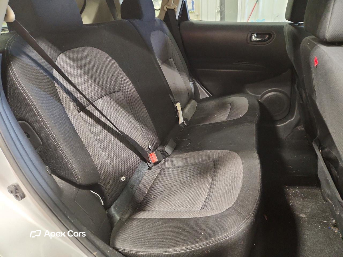 Nissan Rogue 2010