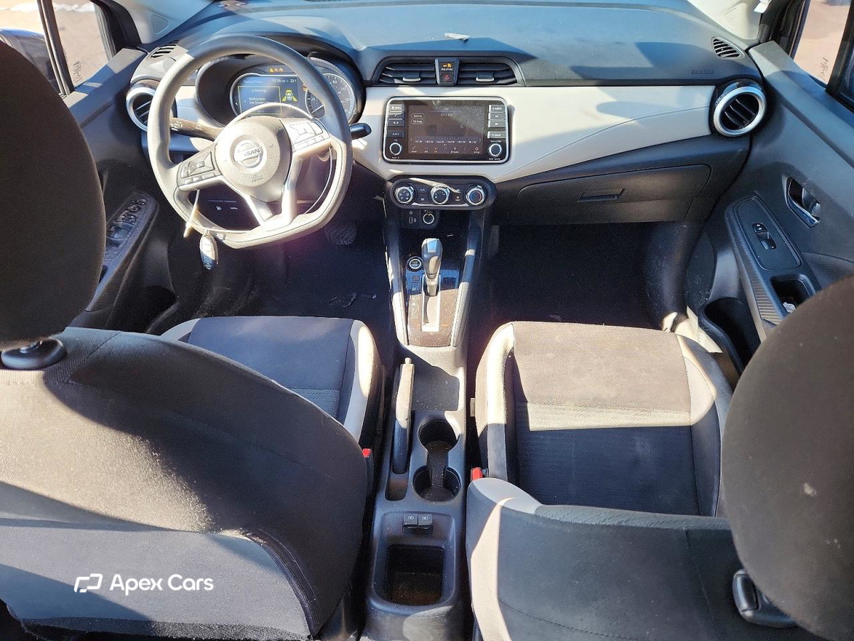 Nissan Versa 2021
