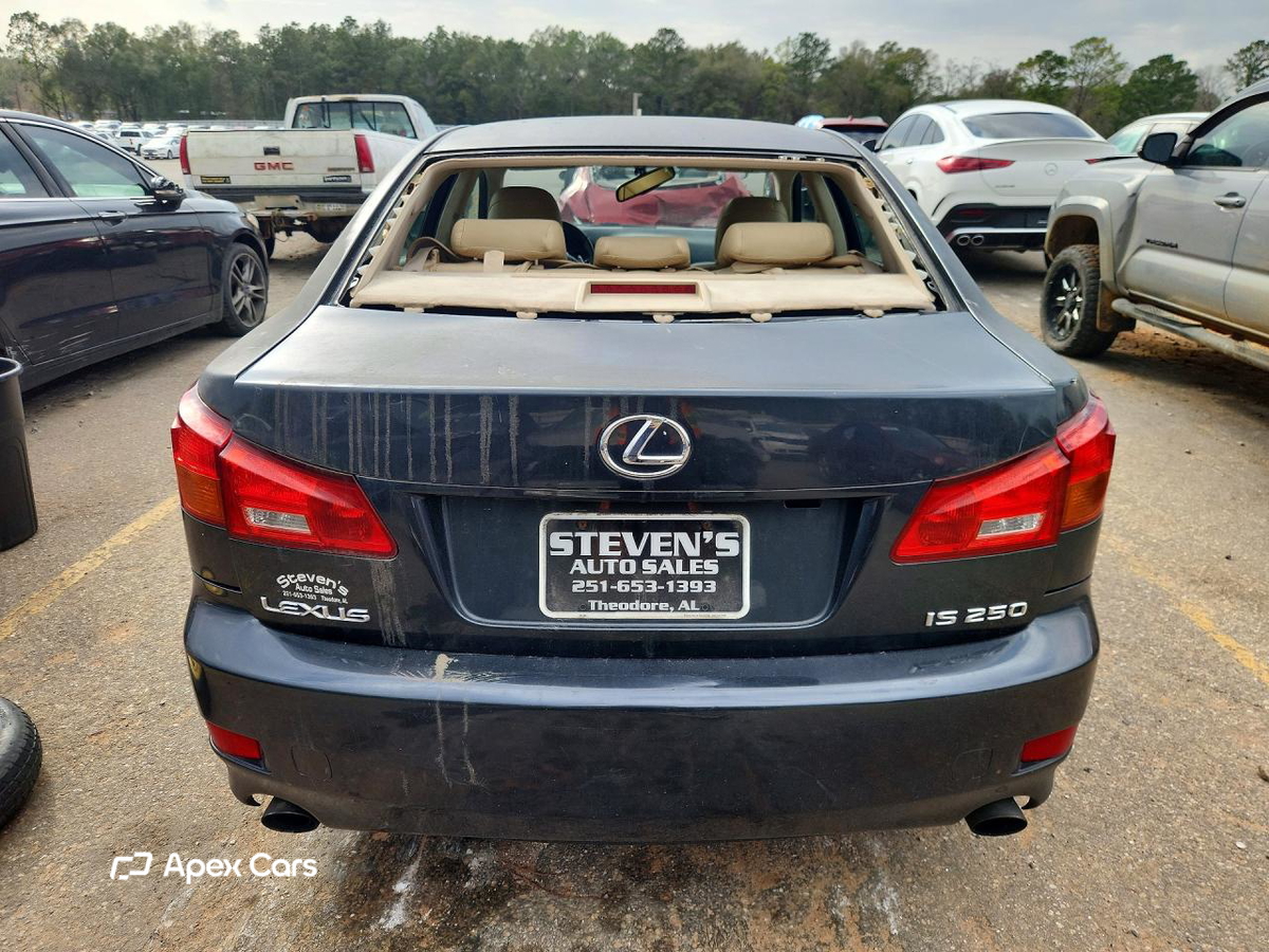 Lexus IS 2006