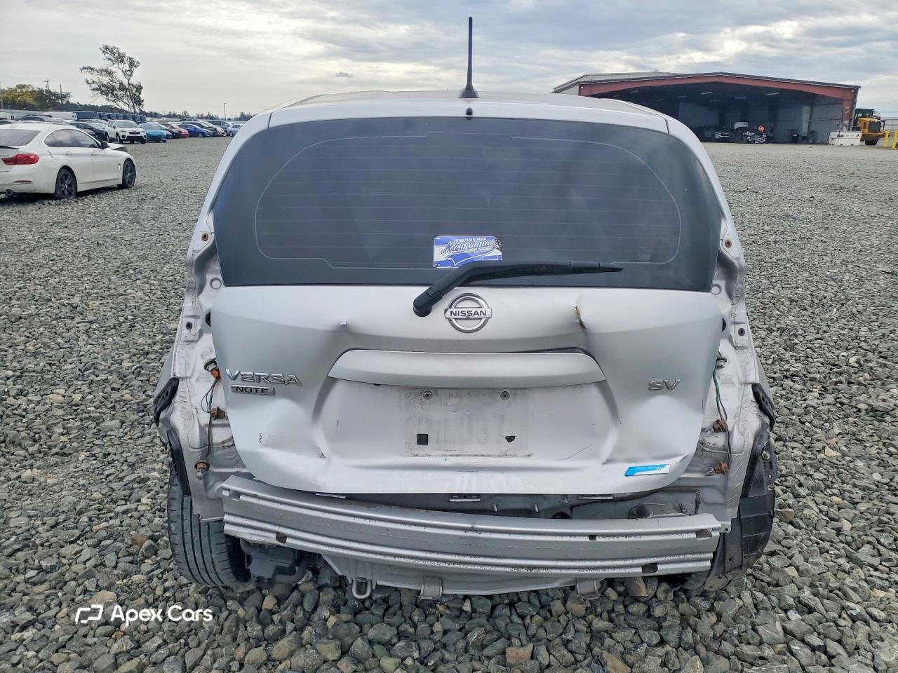 Nissan Versa 2016