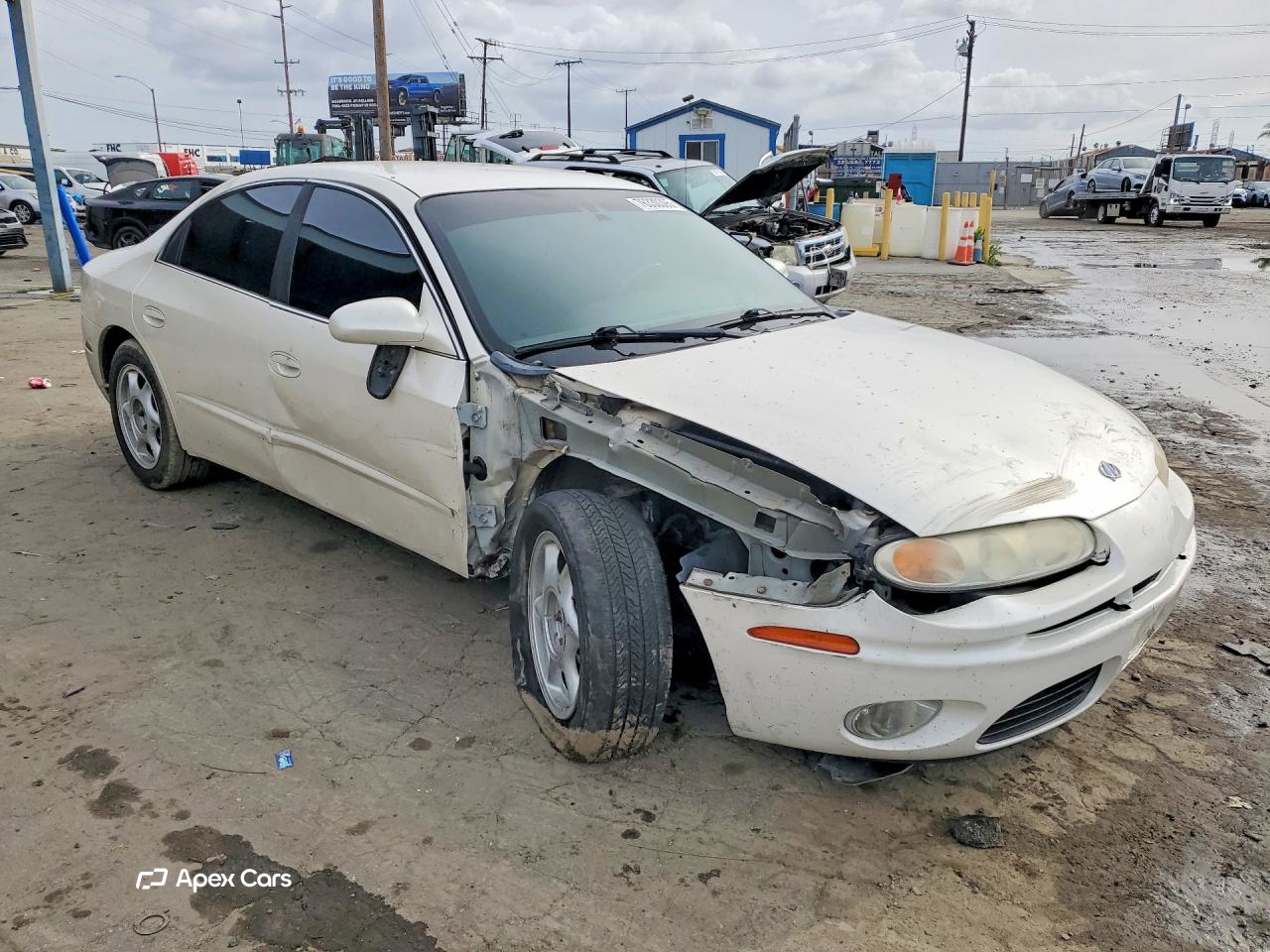 Oldsmobile Aurora 2003