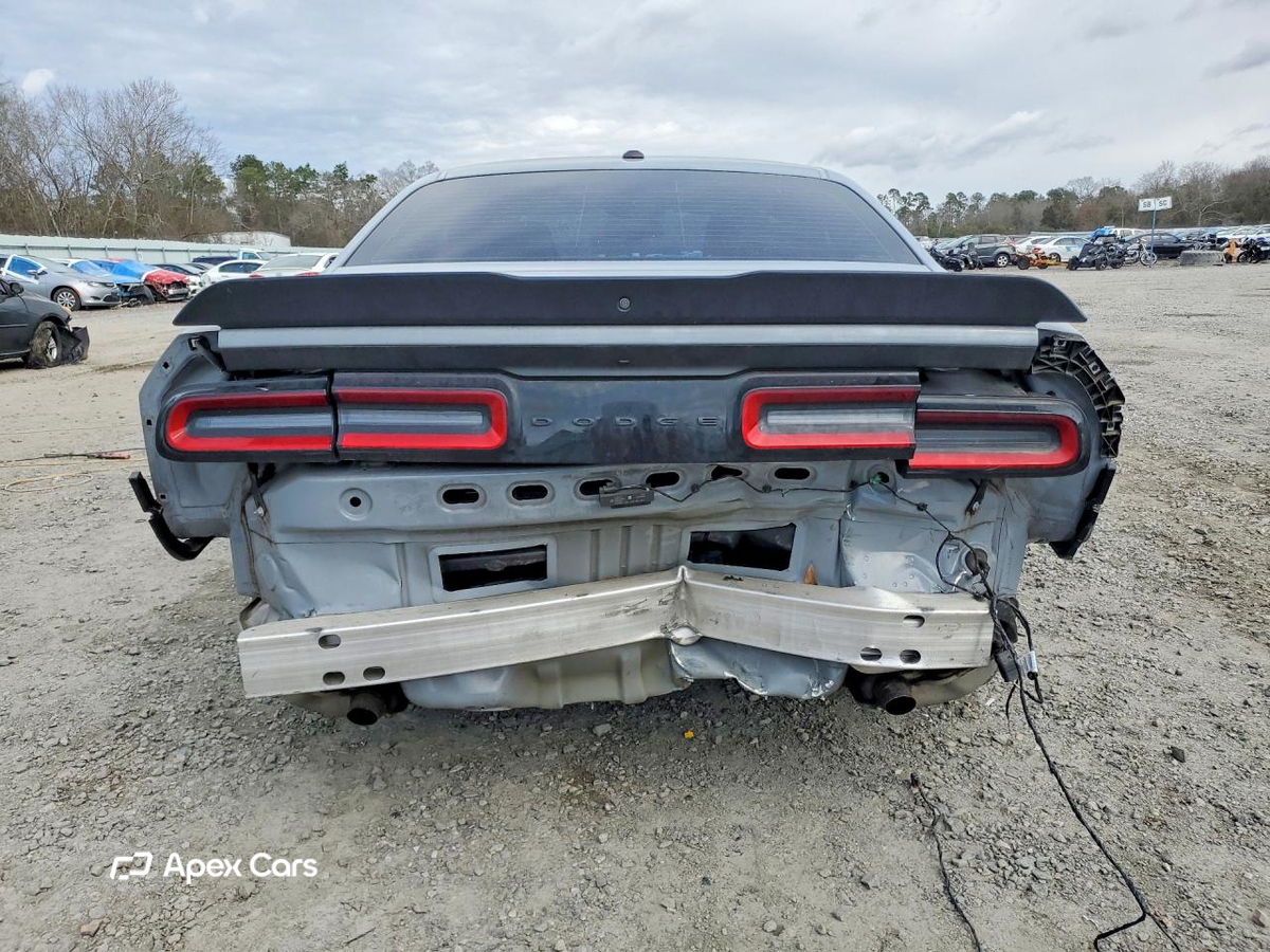 Dodge Challenger 2021