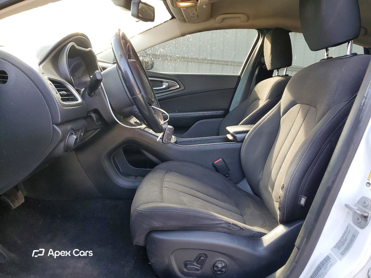 Chrysler 200 2015
