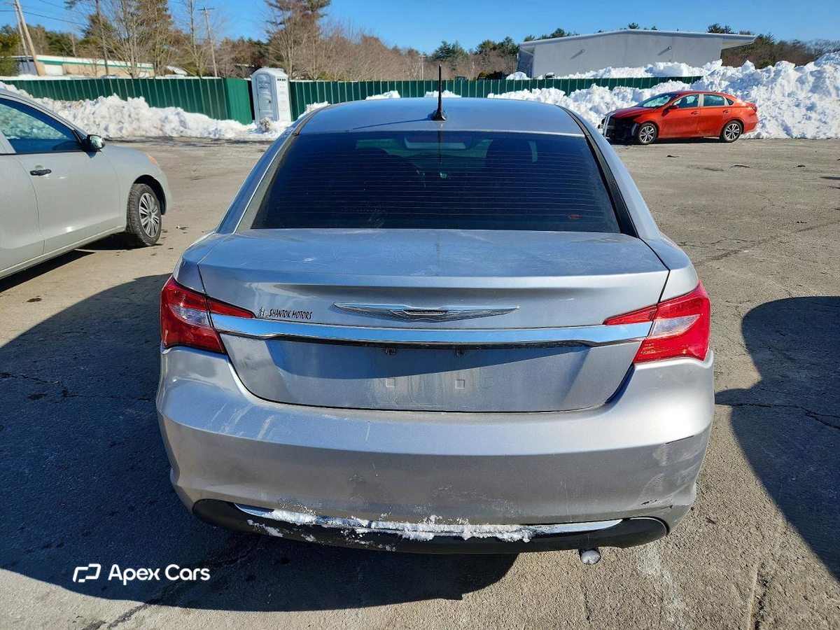 Chrysler 200 2013