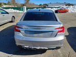 Chrysler 200 2013