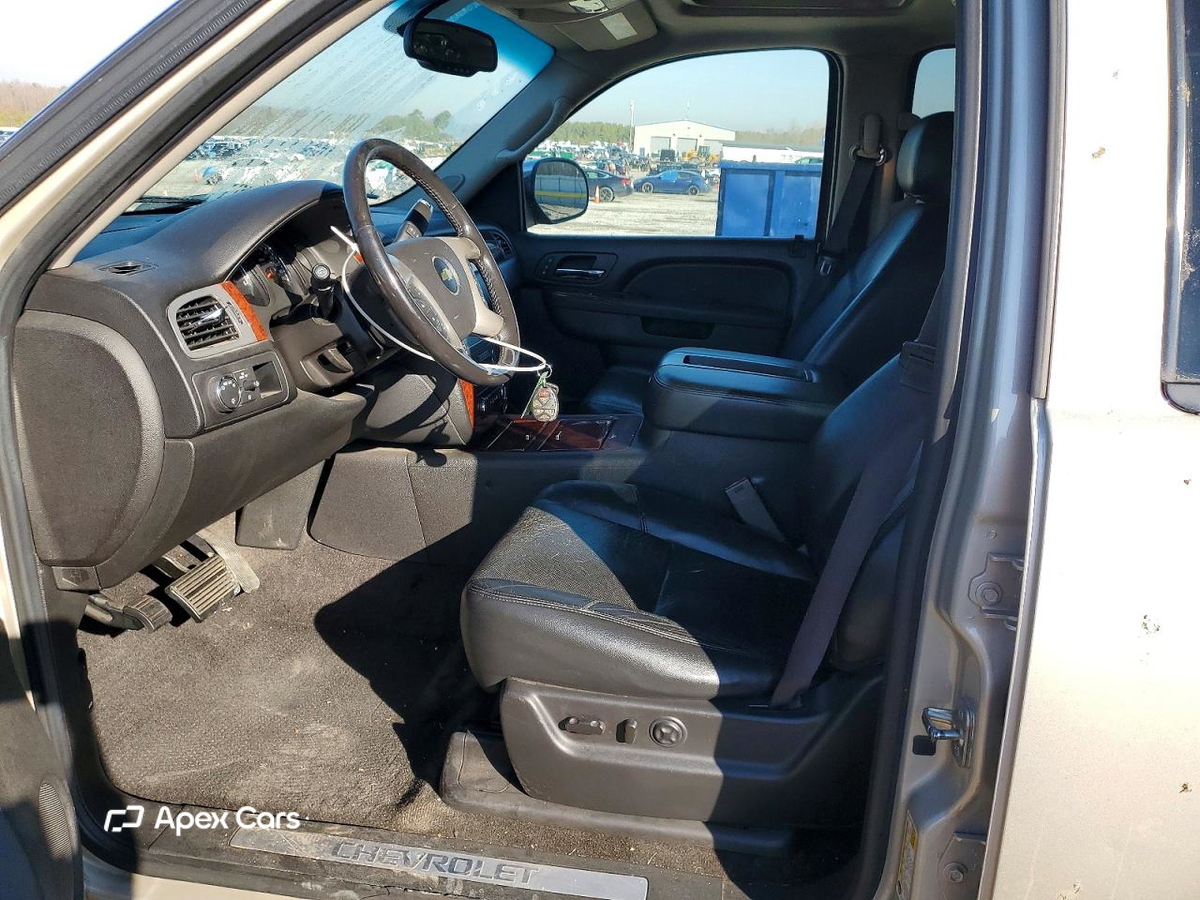 Chevrolet Tahoe 2013