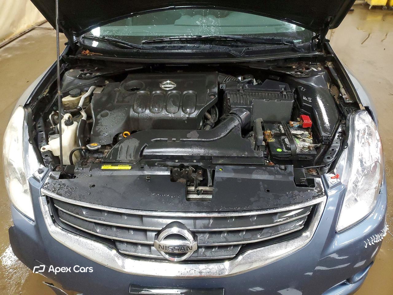 Nissan Altima 2012