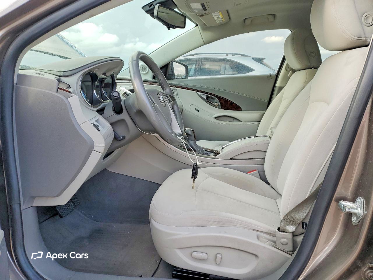 Buick LaCrosse 2011