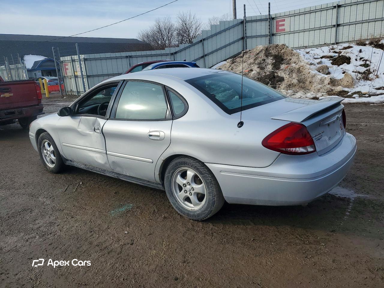 Ford Taurus 2005