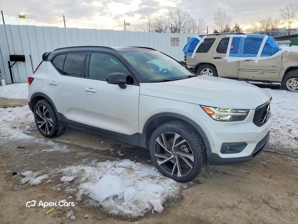 Volvo XC40 2020