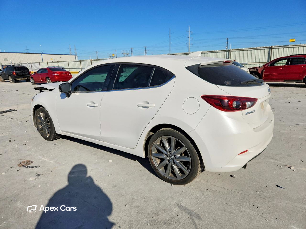 Mazda 3 2018