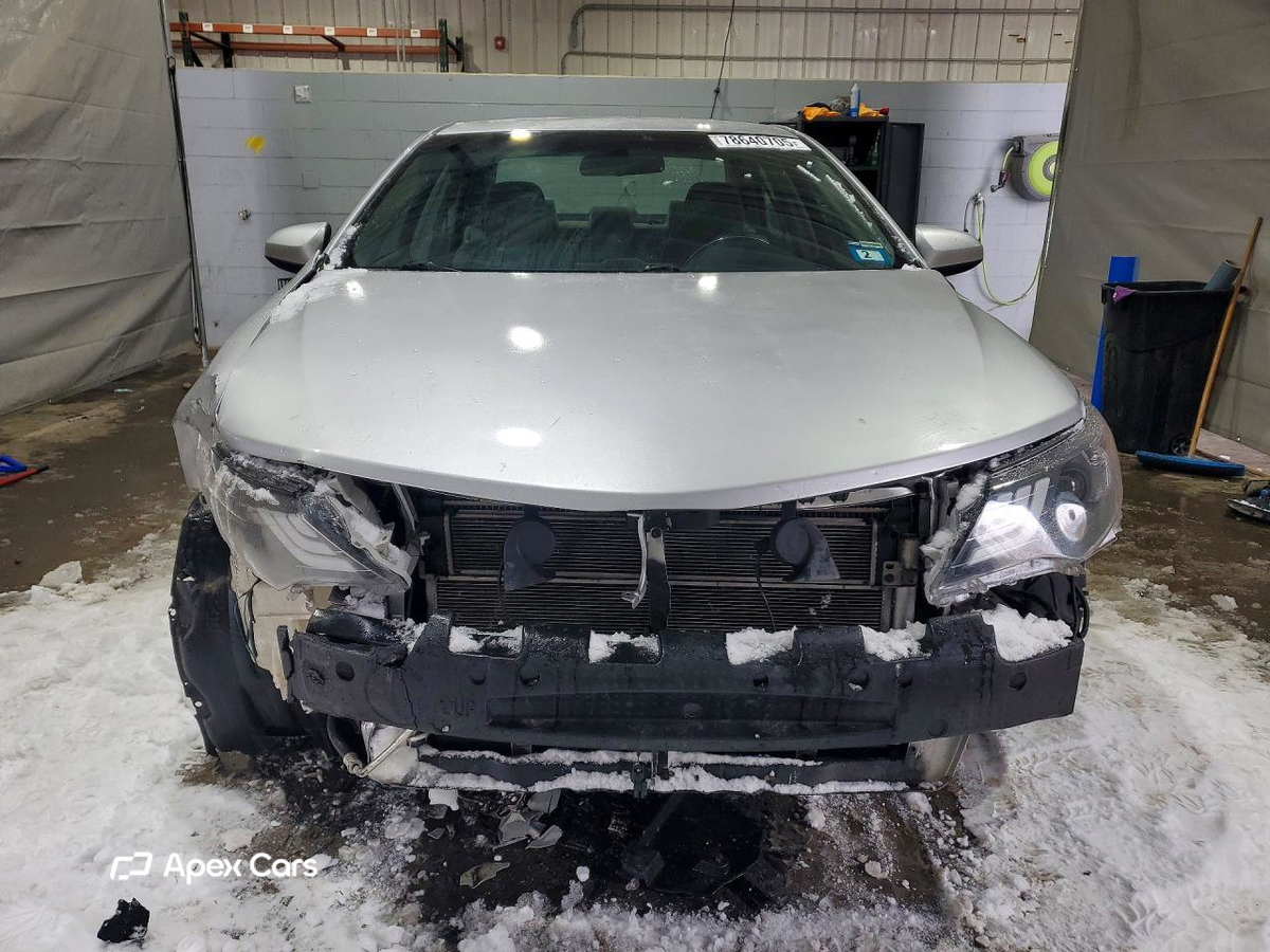 Toyota Camry 2012