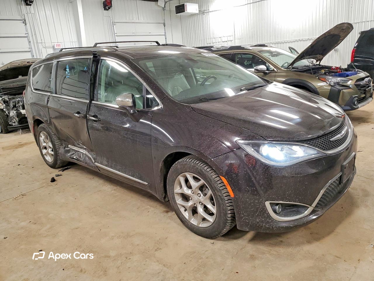 Chrysler Pacifica 2018