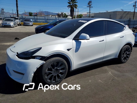 Tesla Model Y 2022 - Image 1 of 13