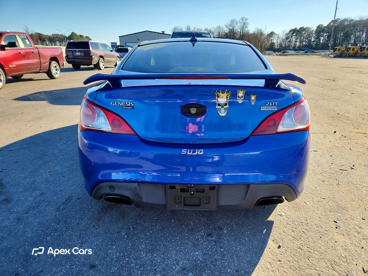 Hyundai Genesis 2012