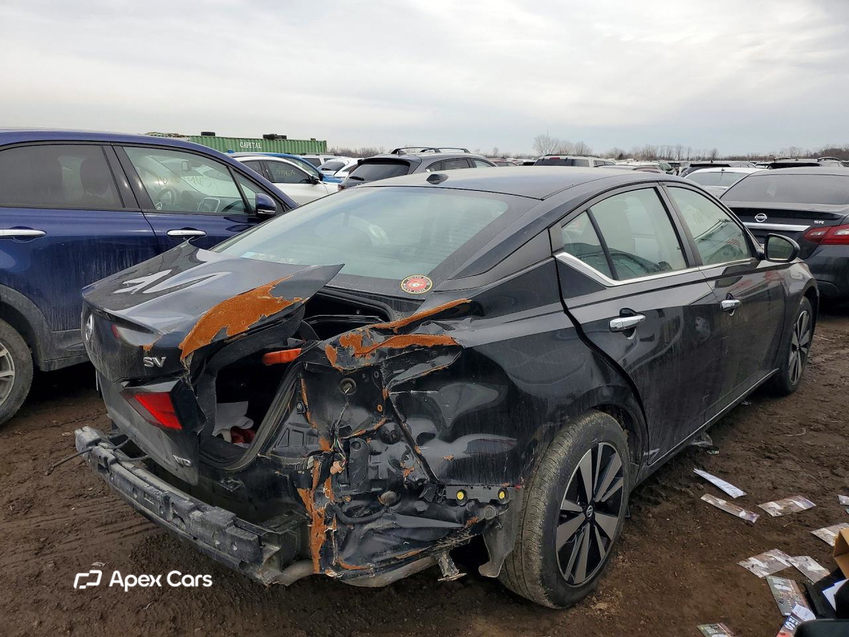 Altima 2021
