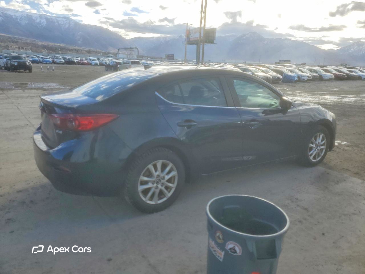 Mazda 3 2015