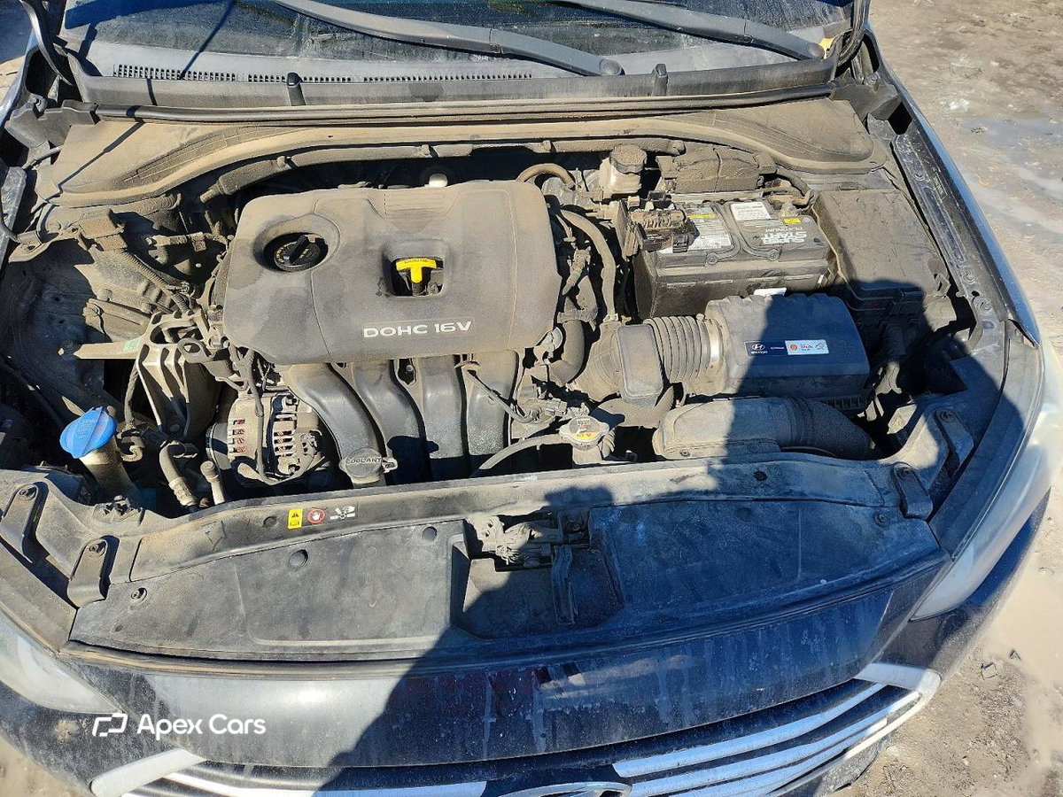 Hyundai Elantra 2017