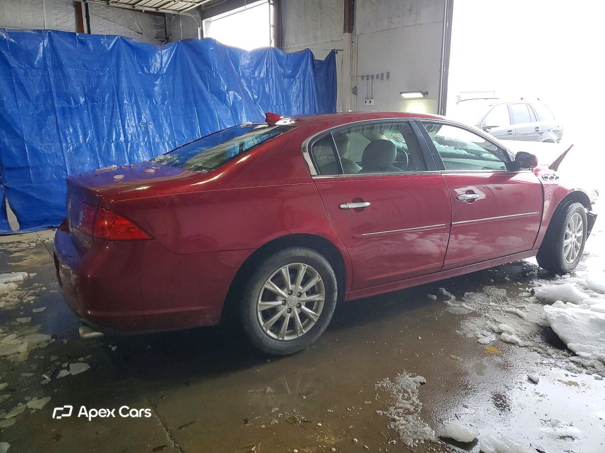 Buick Lucerne 2011