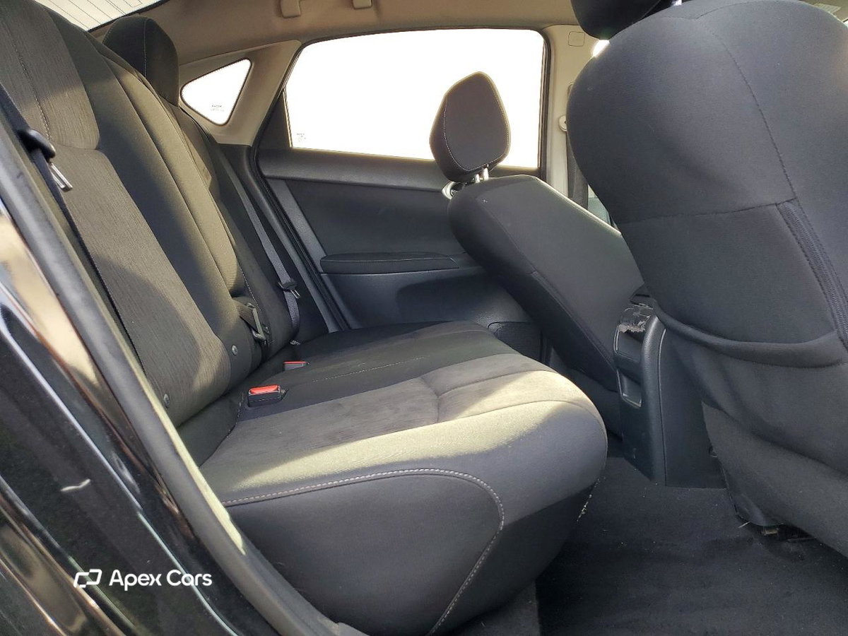 Nissan Sentra 2015