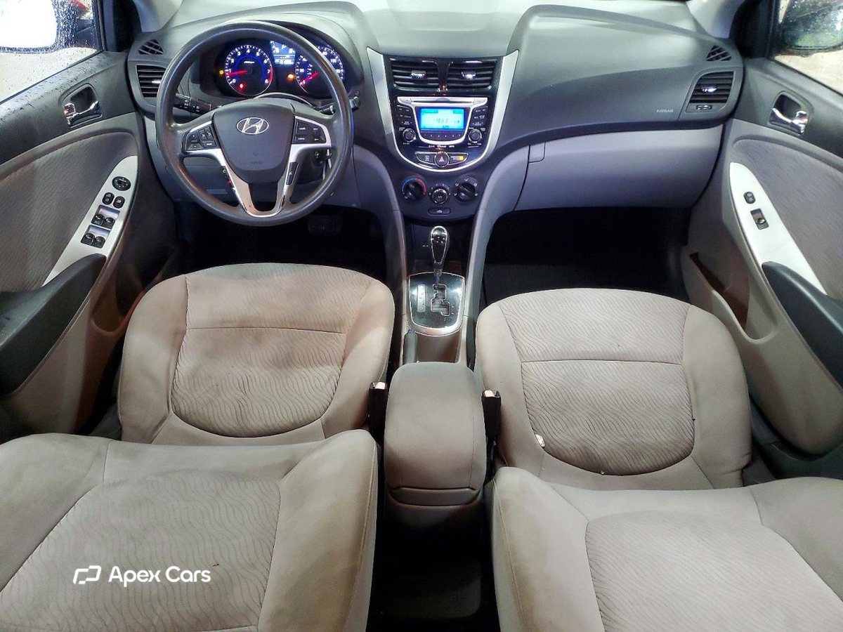 Hyundai Accent 2013