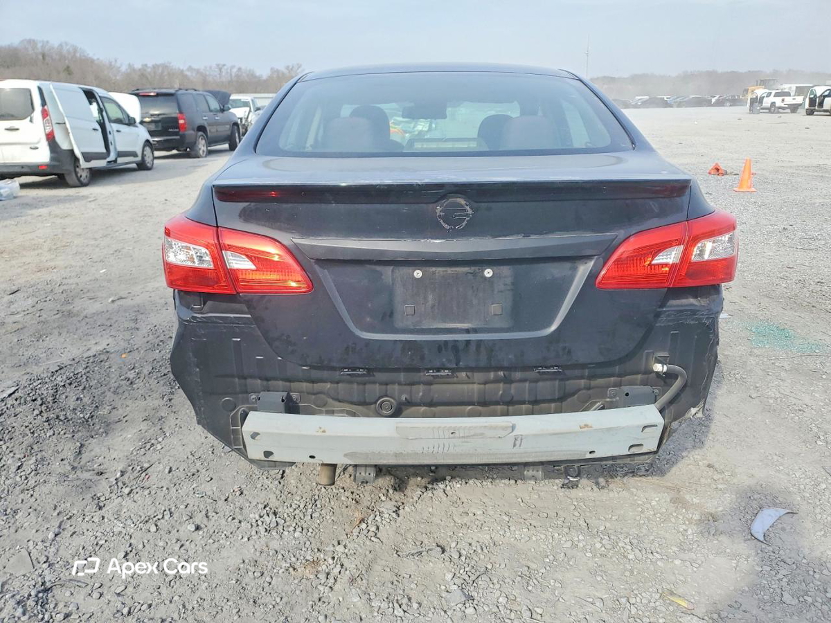 Nissan Sentra 2018