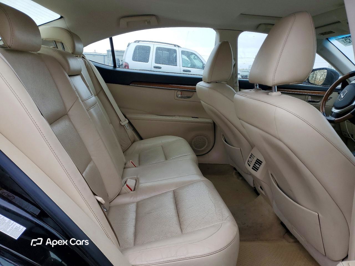 Lexus ES 2015