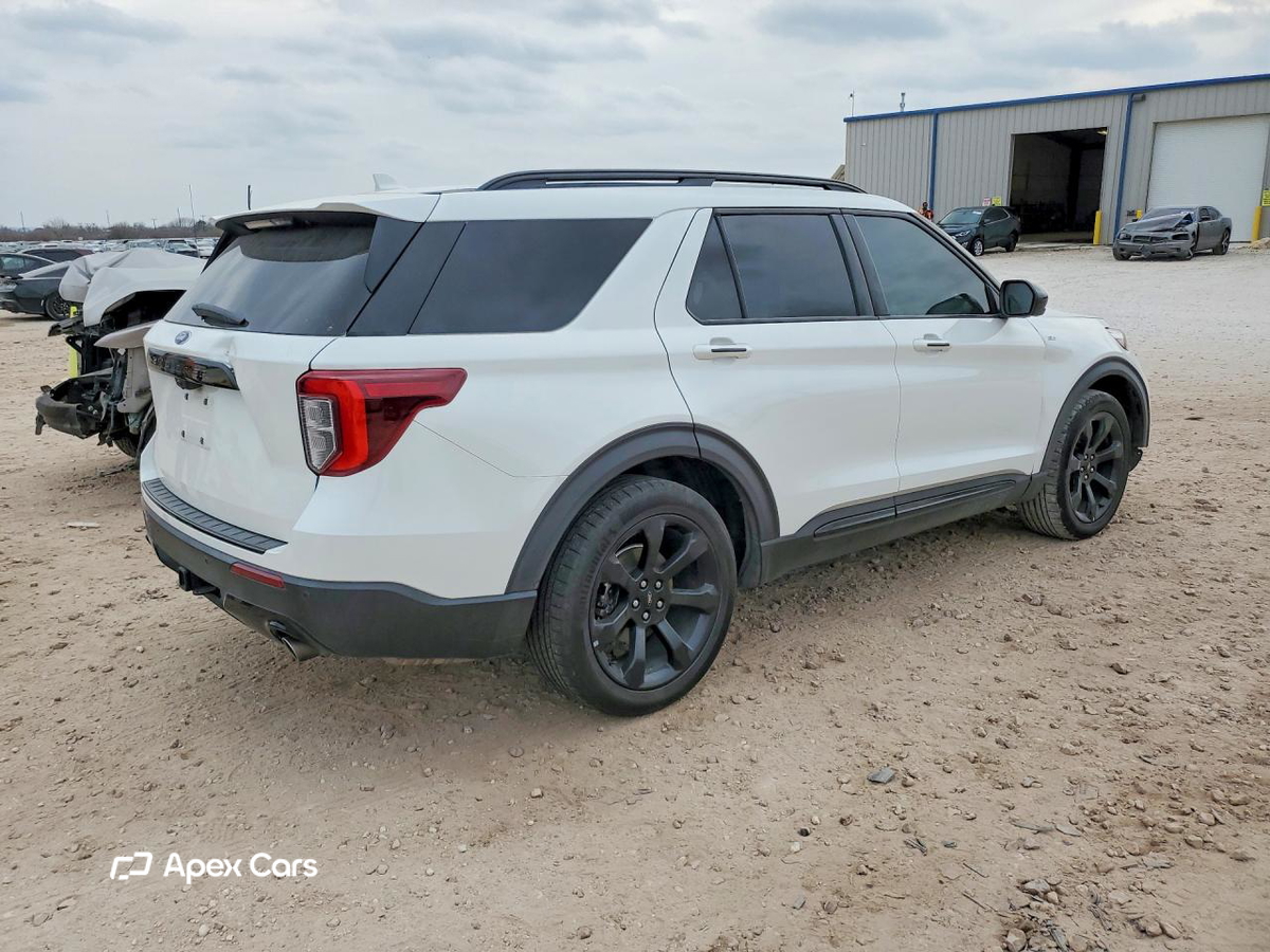 Ford Explorer 2023