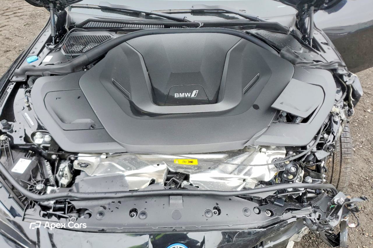 BMW i4 2025