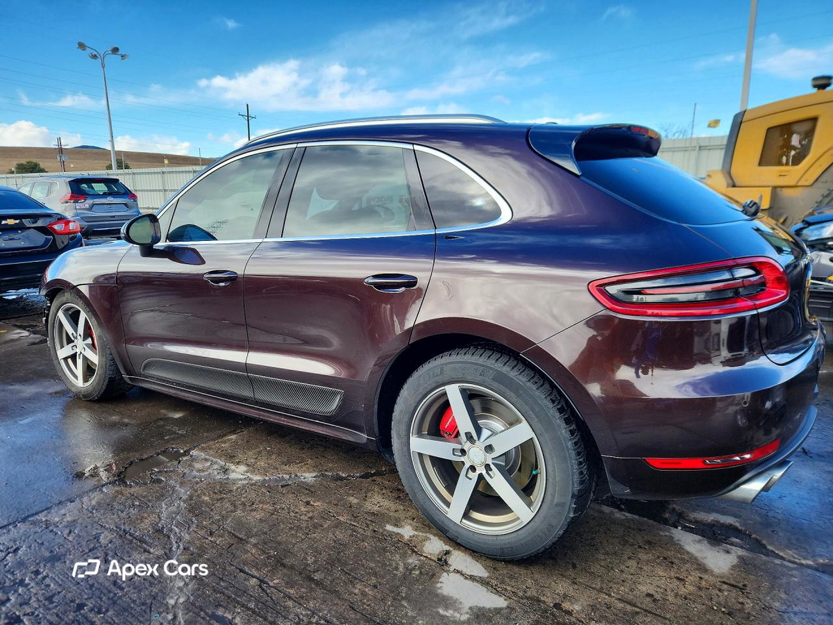 Porsche Macan 2016