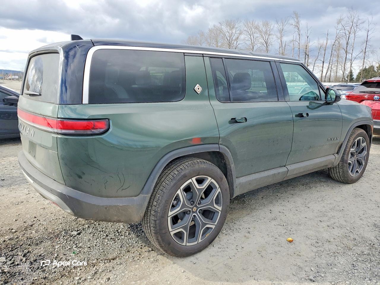 Rivian R1S 2025