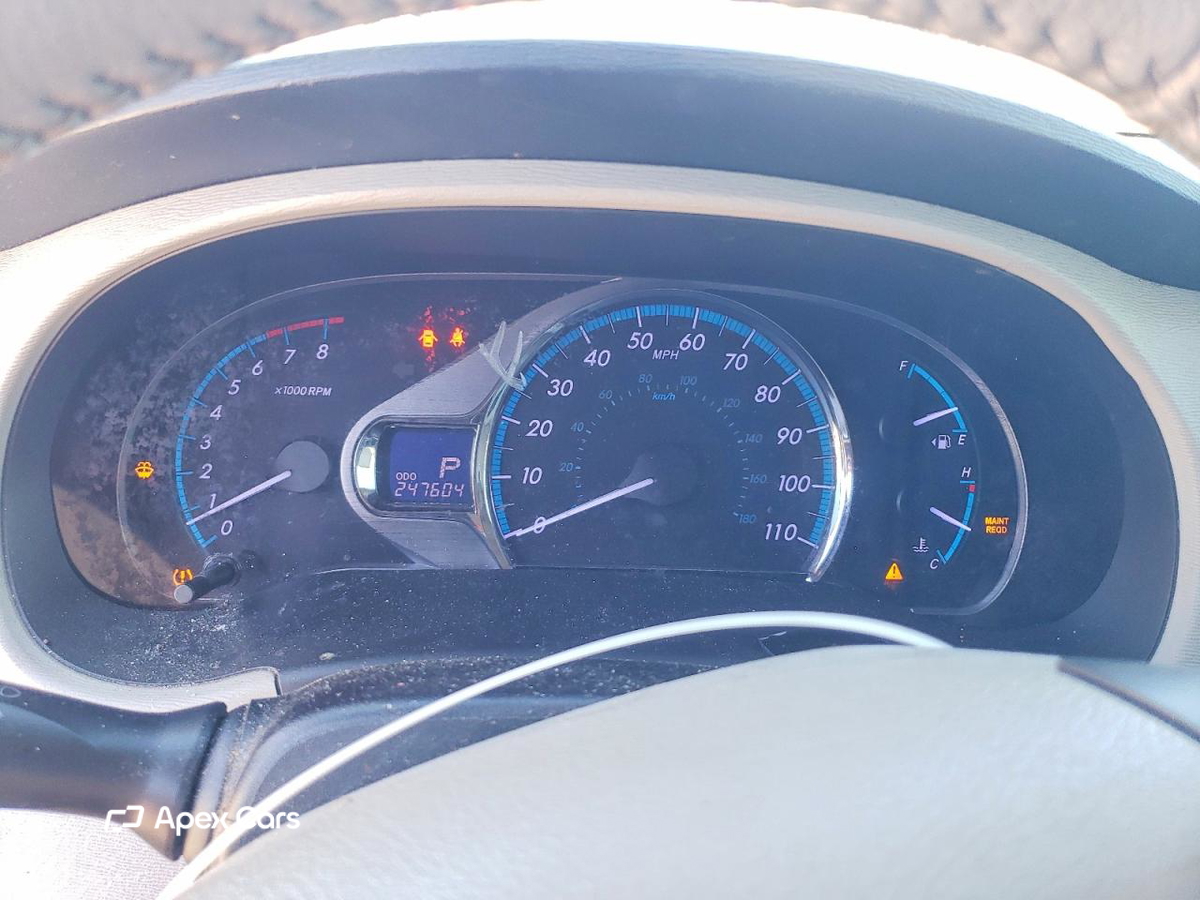 Toyota Sienna 2013