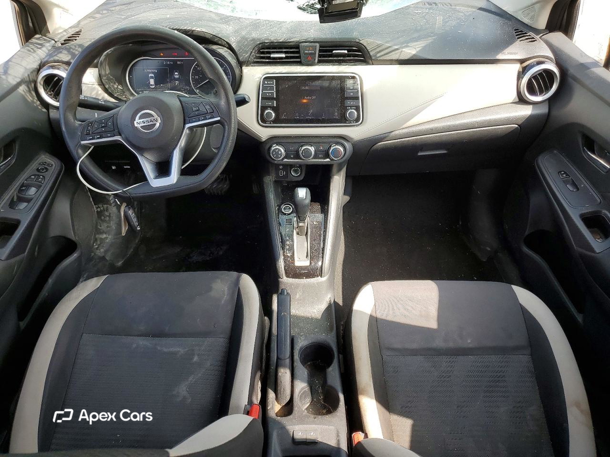 Nissan Versa 2021