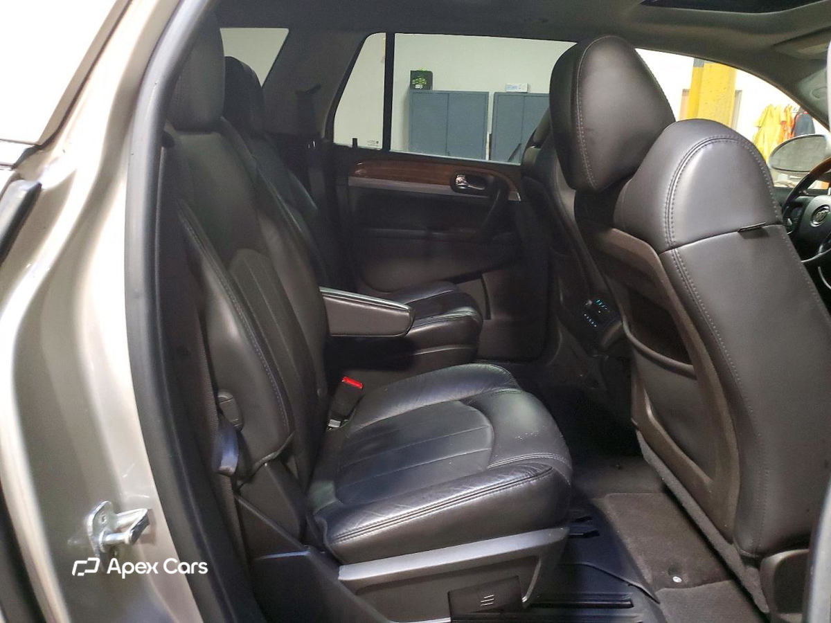 Buick Enclave 2011