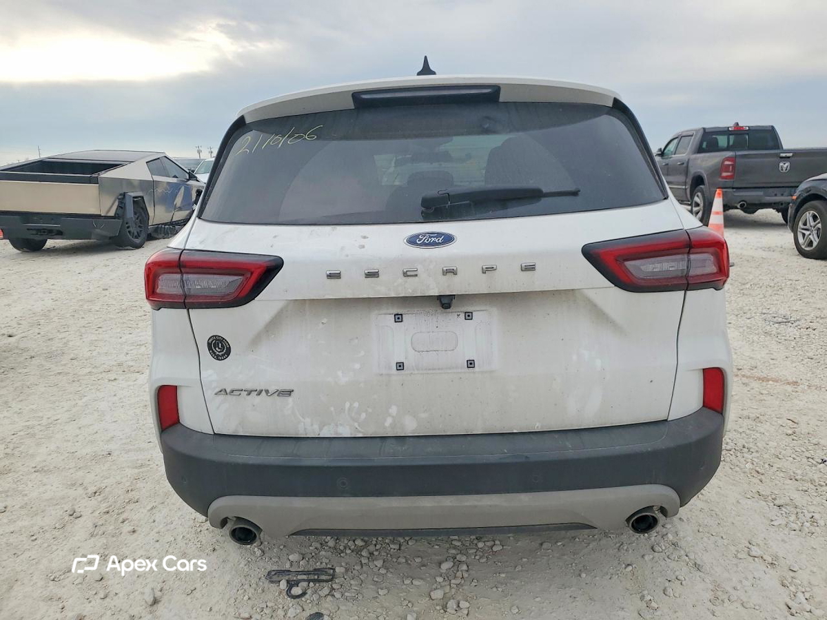 Ford Escape 2024