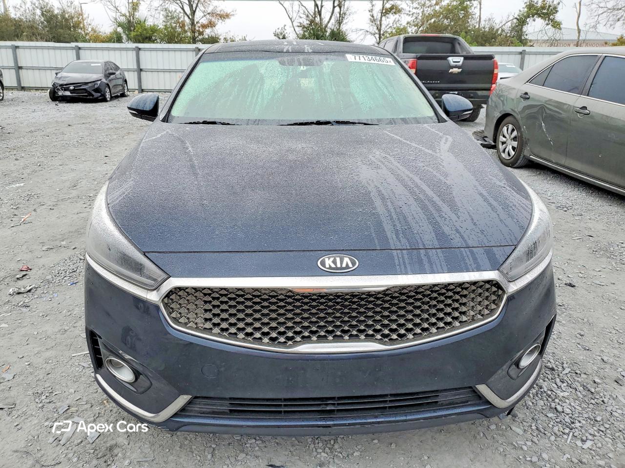 Kia Cadenza 2017
