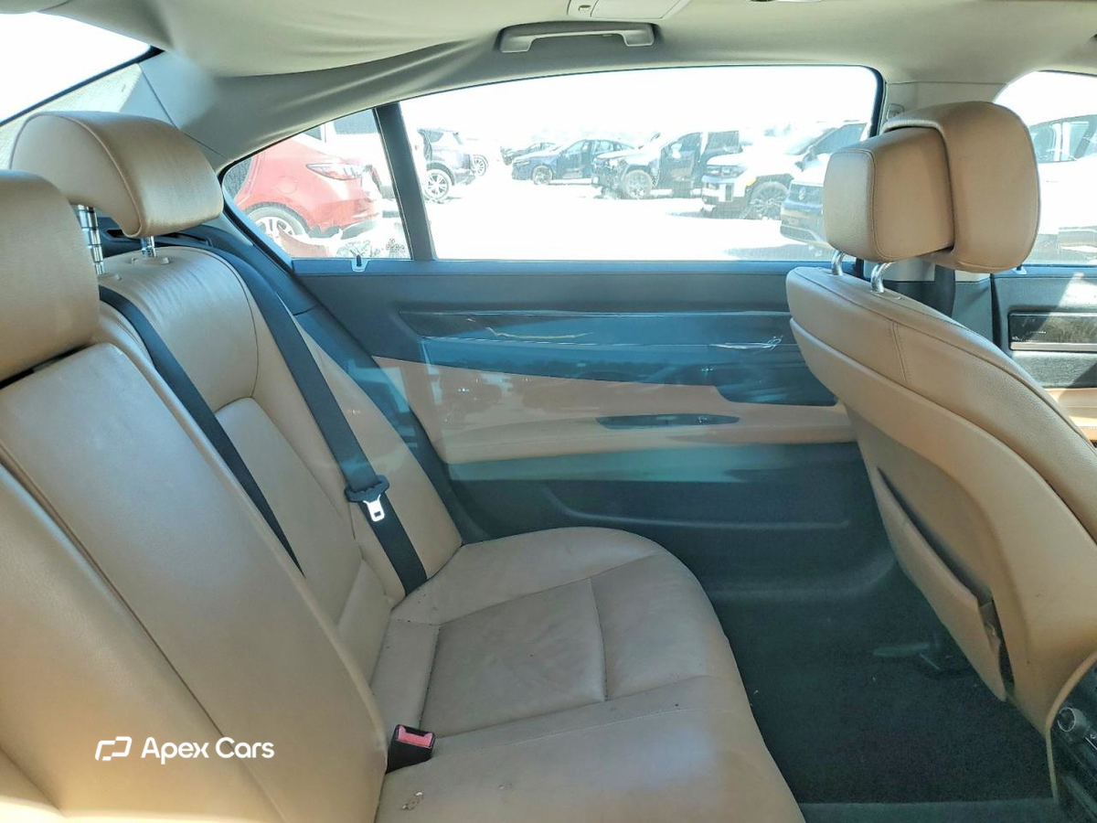 BMW Series 7 2012