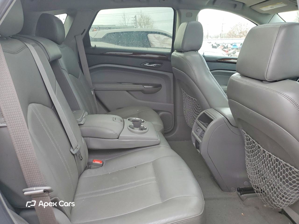 Cadillac SRX 2012