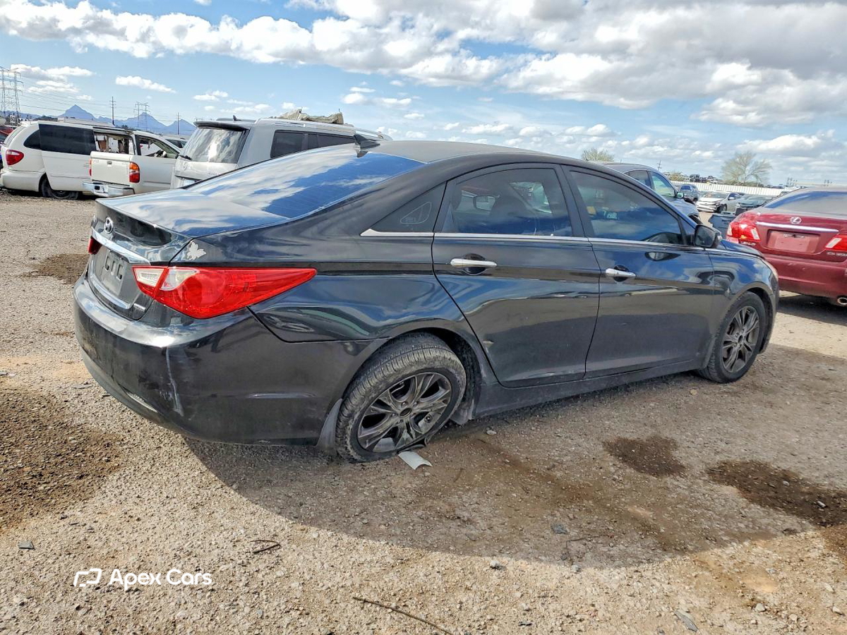 Hyundai Sonata 2011